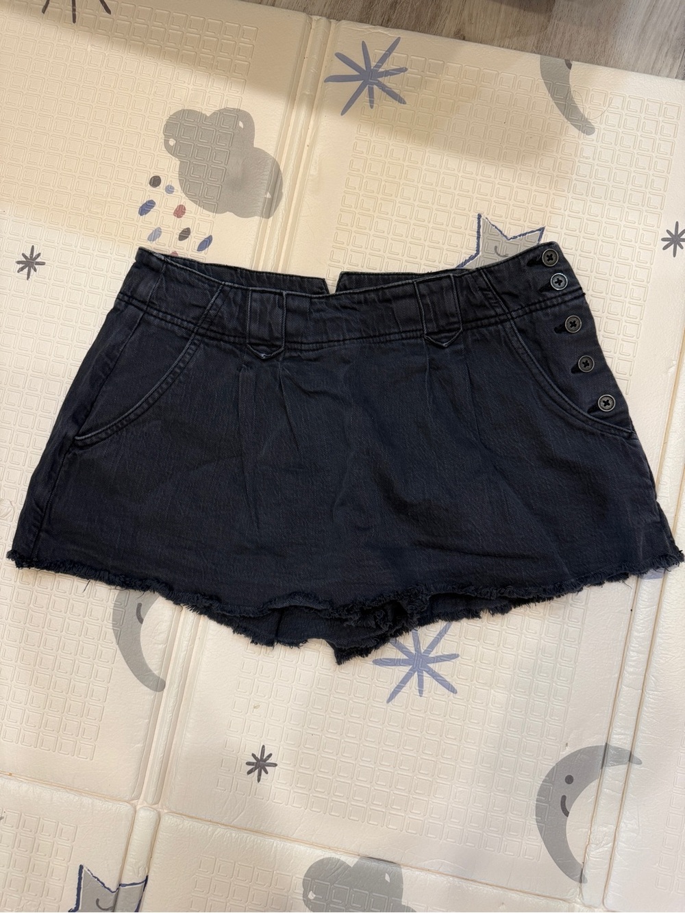 Casual Black Women's Denim Skort with Button Accent